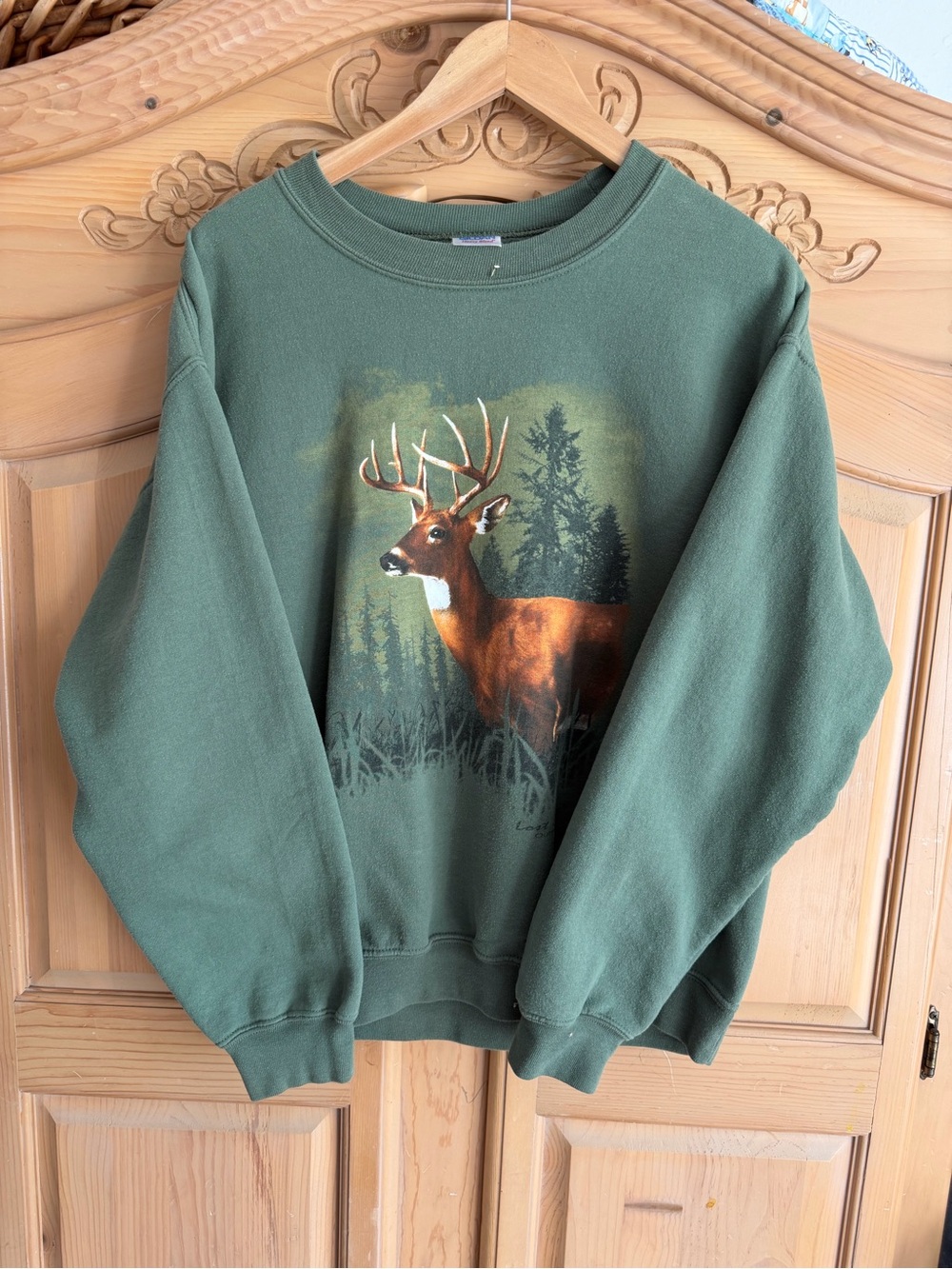 Green Deer Graphic Crewneck Sweatshirt